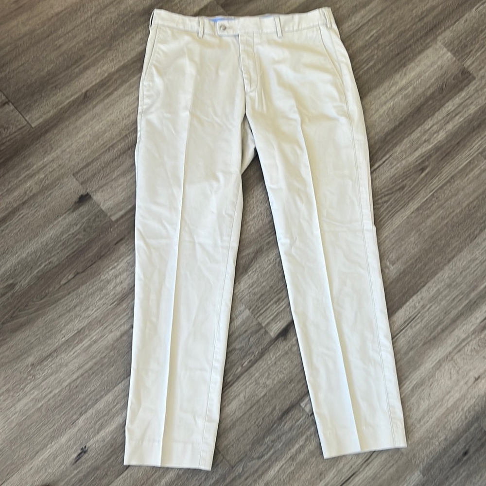 Peter Millar khaki pants size 35 waist 32 length